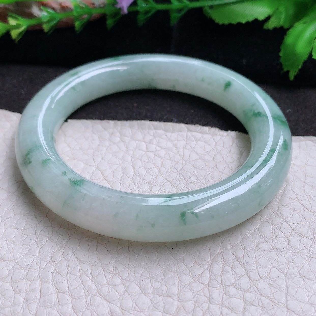 ee实拍53.9*10.8美人镯 缅甸翡翠a货玉手镯 冰飘花细润圆条玉手环