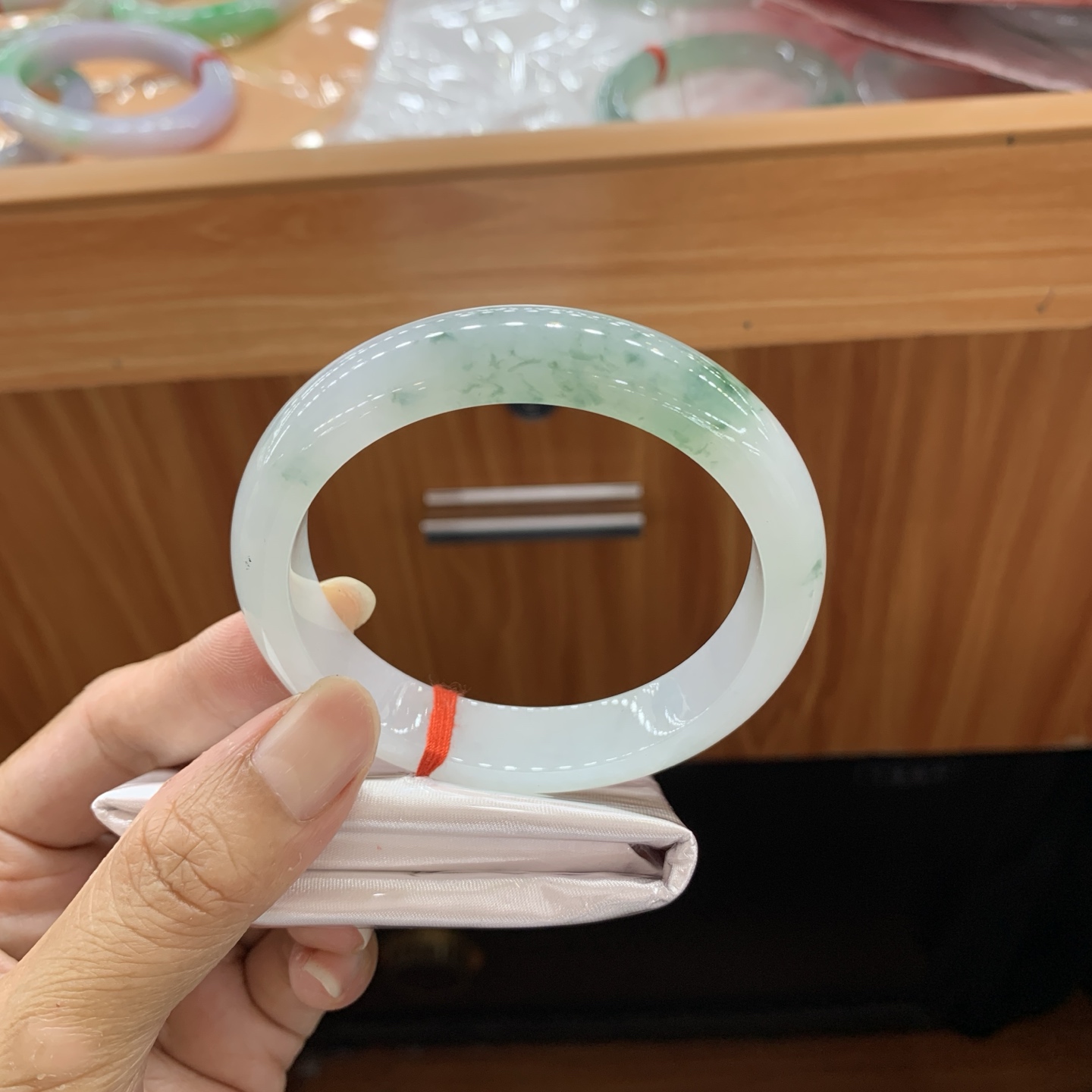 060821MMJ 冰飘花正圈翡翠手镯 57.8-12.6-8.5
