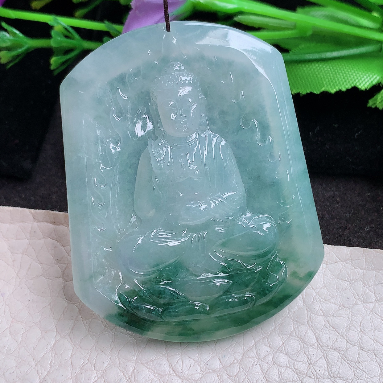 py实拍55.5*44.8*5.8缅甸翡翠精雕冰飘花阿弥陀佛 生肖守护神玉项坠 玉挂件
