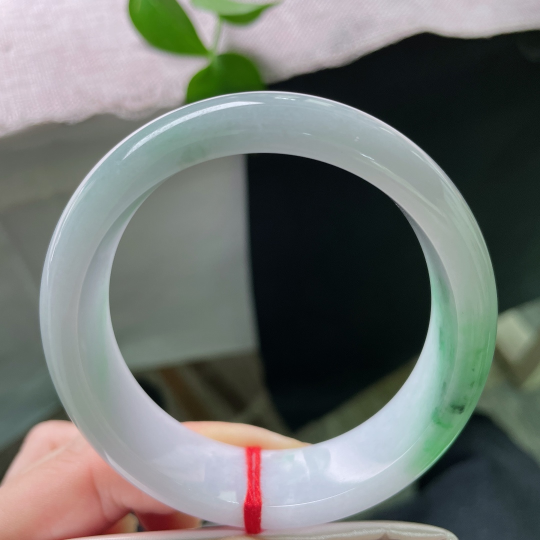 58.6/17.4/8.5飘绿正圈，宽版，一抹翠色，悠悠的云里有淡淡的诗，贵气，无裂，ss53845