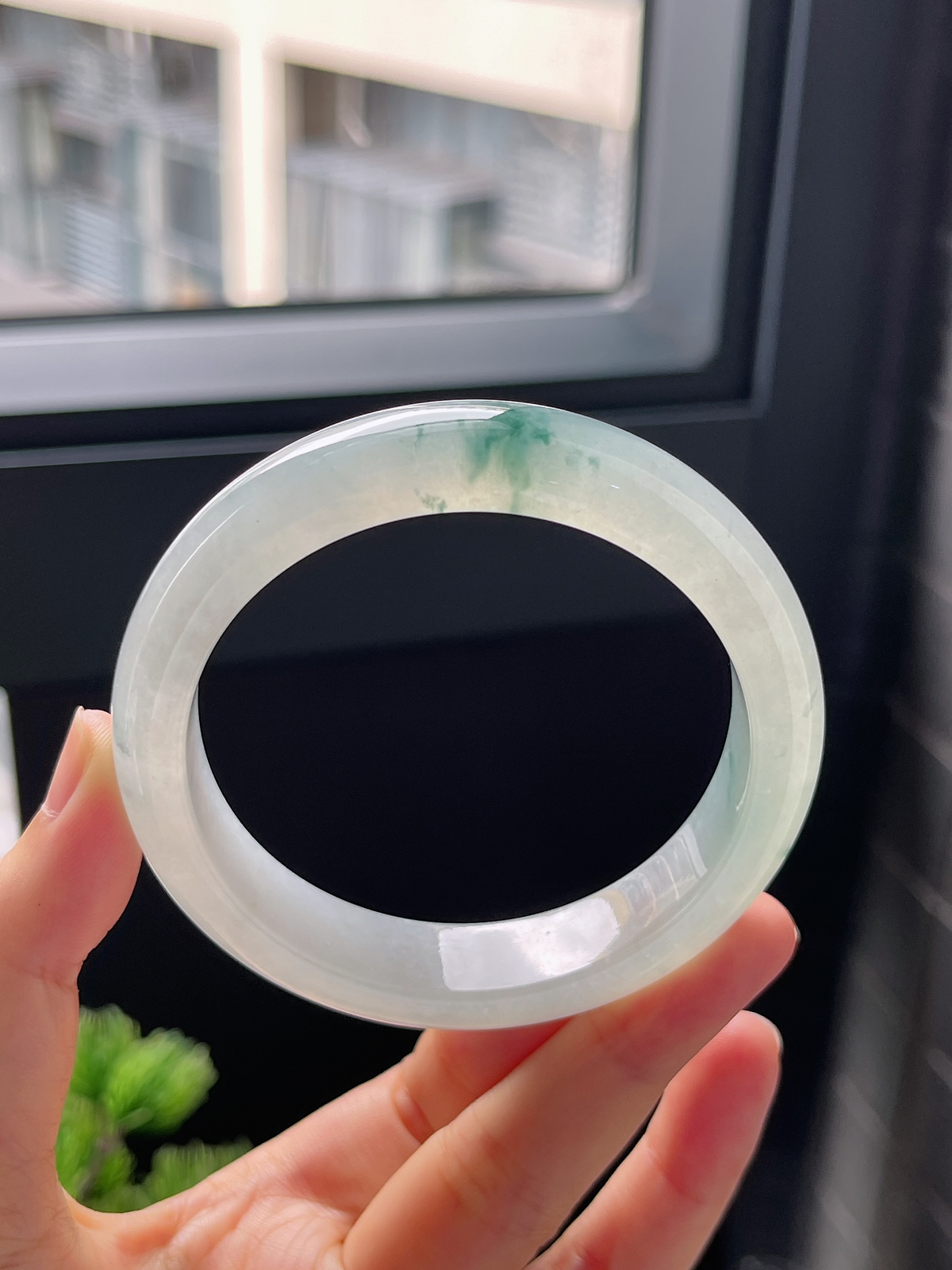 圈口57.3，冰糯飘花胶感胶润正圈手镯玉手镯