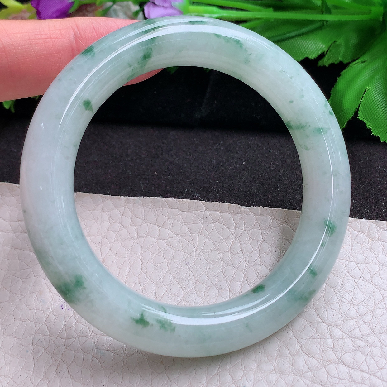 ee实拍53.9*10.8美人镯 缅甸翡翠a货玉手镯 冰飘花细润圆条玉手环