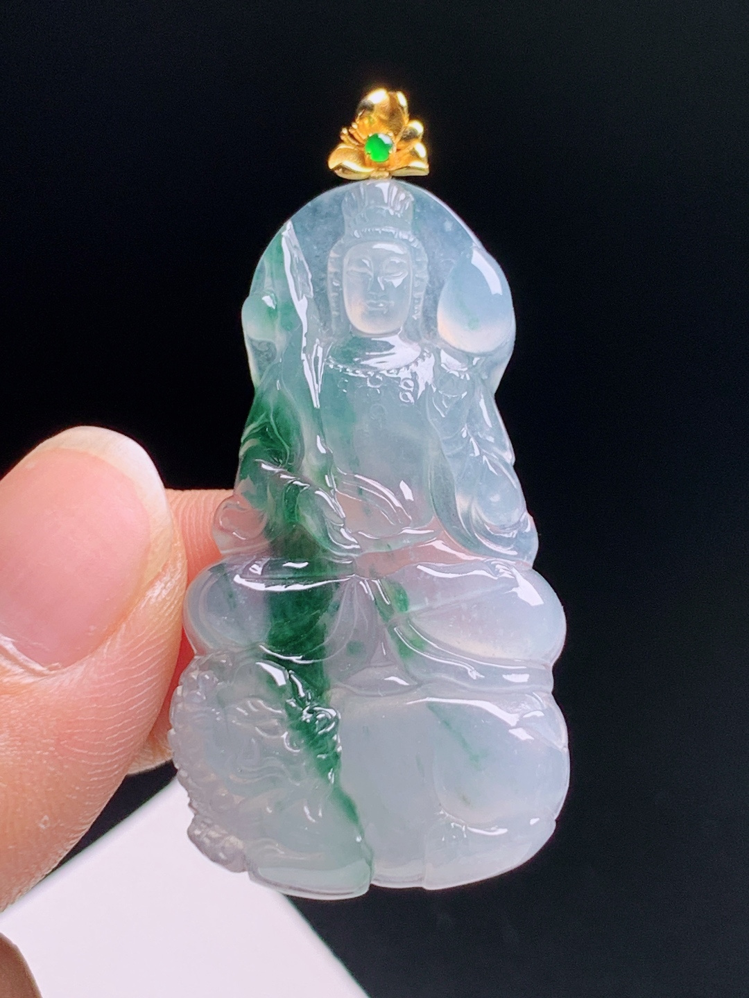 冰飘绿文殊菩萨观音吊坠，飘绿浓郁雕工精湛，金镶扣头端庄大气，080608