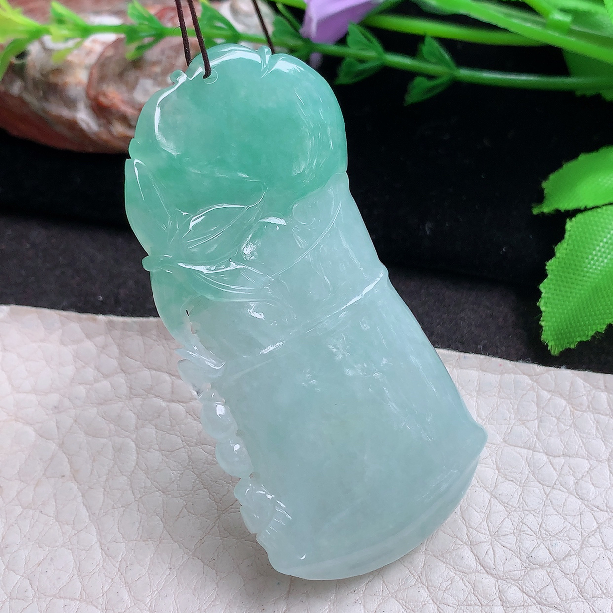 zen实拍62.3*30.8*12缅甸翡翠精雕清新节节高 胸有成竹玉项坠 玉挂件