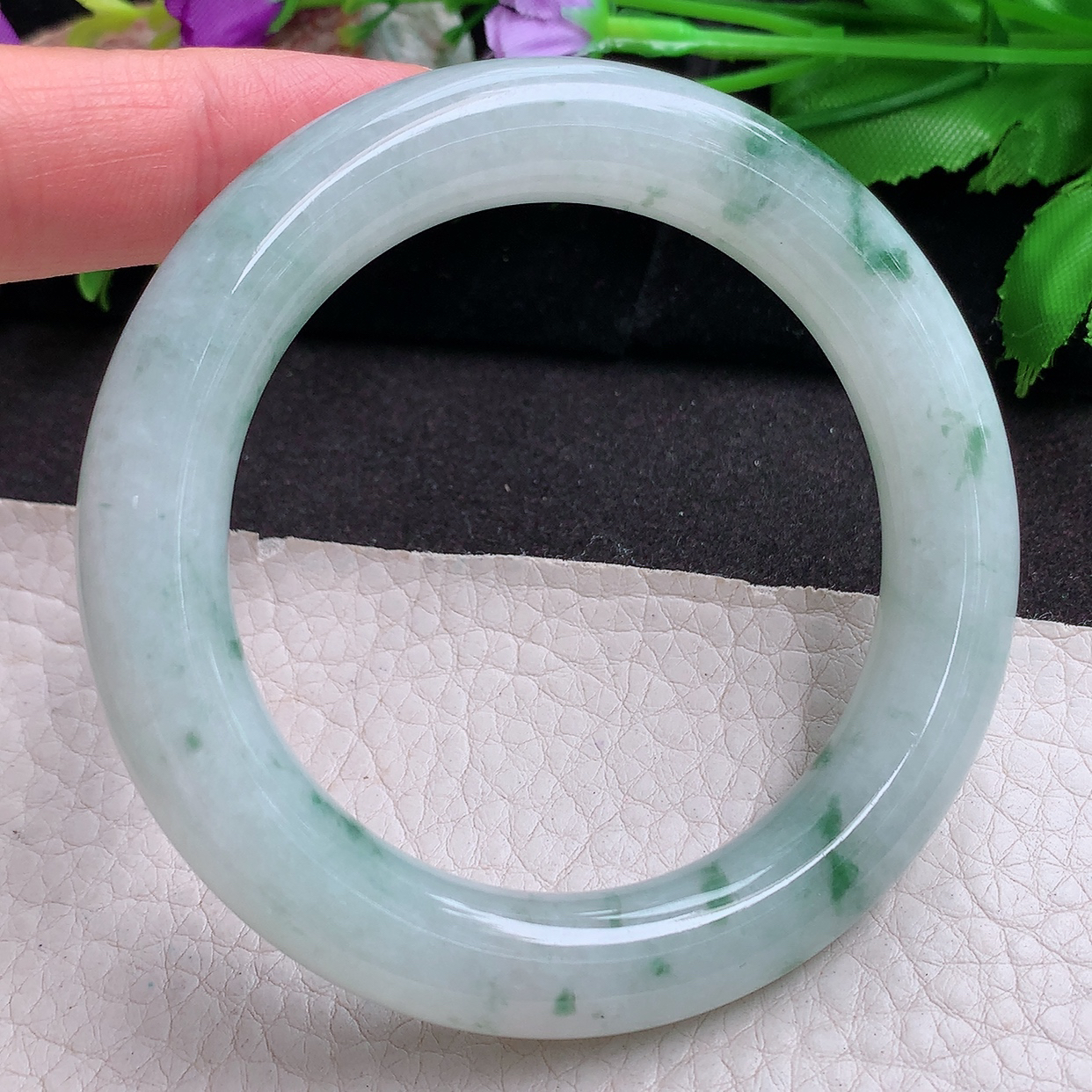 ee实拍53.9*10.8美人镯 缅甸翡翠a货玉手镯 冰飘花细润圆条玉手环