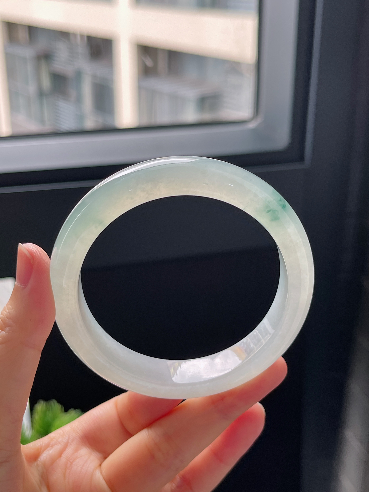 圈口57.3，冰糯飘花胶感胶润正圈手镯玉手镯