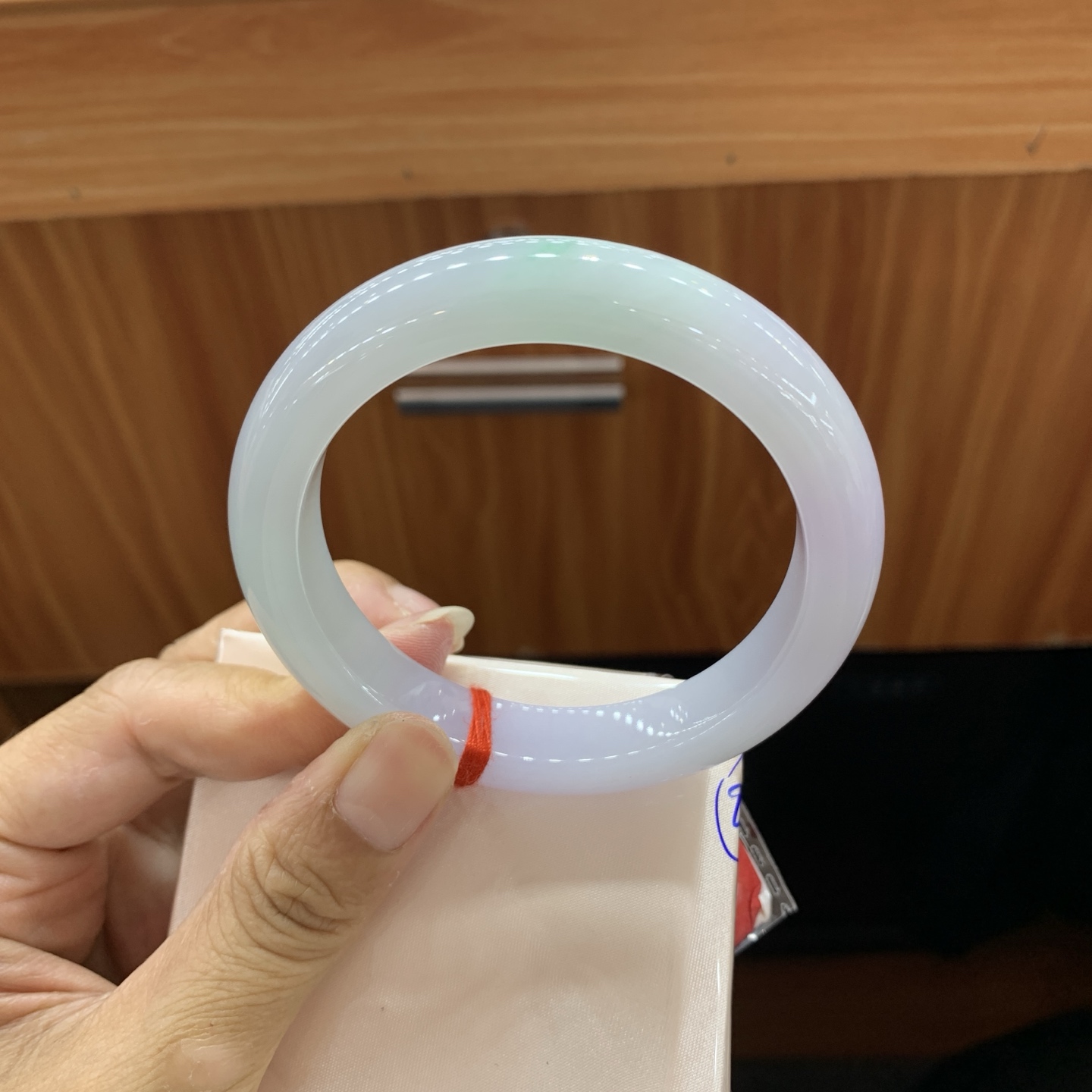 060820LJ 飘绿正圈翡翠手镯 57.1-11.9-9.3