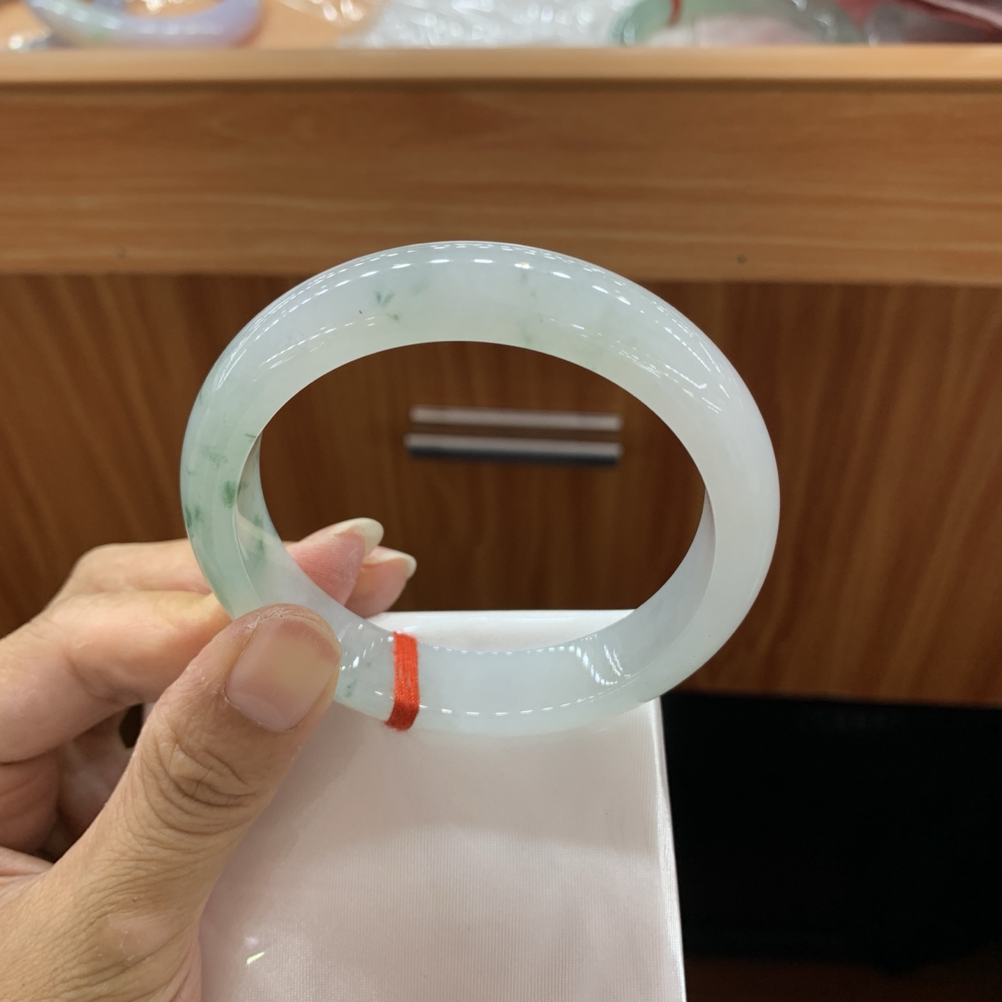 060821MMJ 冰飘花正圈翡翠手镯 57.8-12.6-8.5