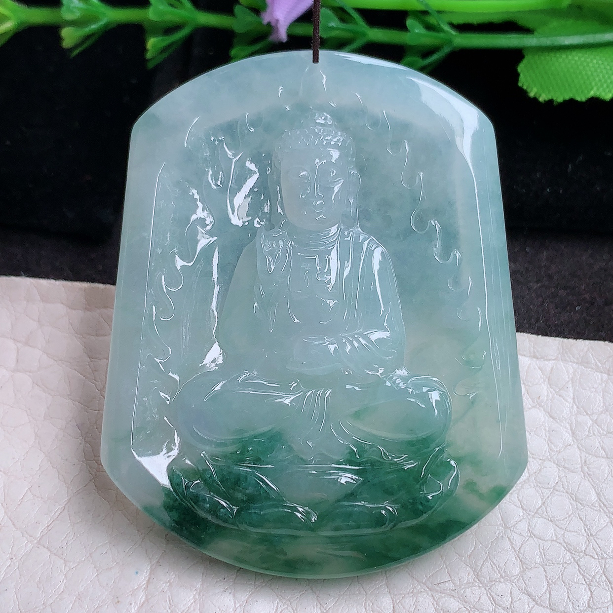 py实拍55.5*44.8*5.8缅甸翡翠精雕冰飘花阿弥陀佛 生肖守护神玉项坠 玉挂件