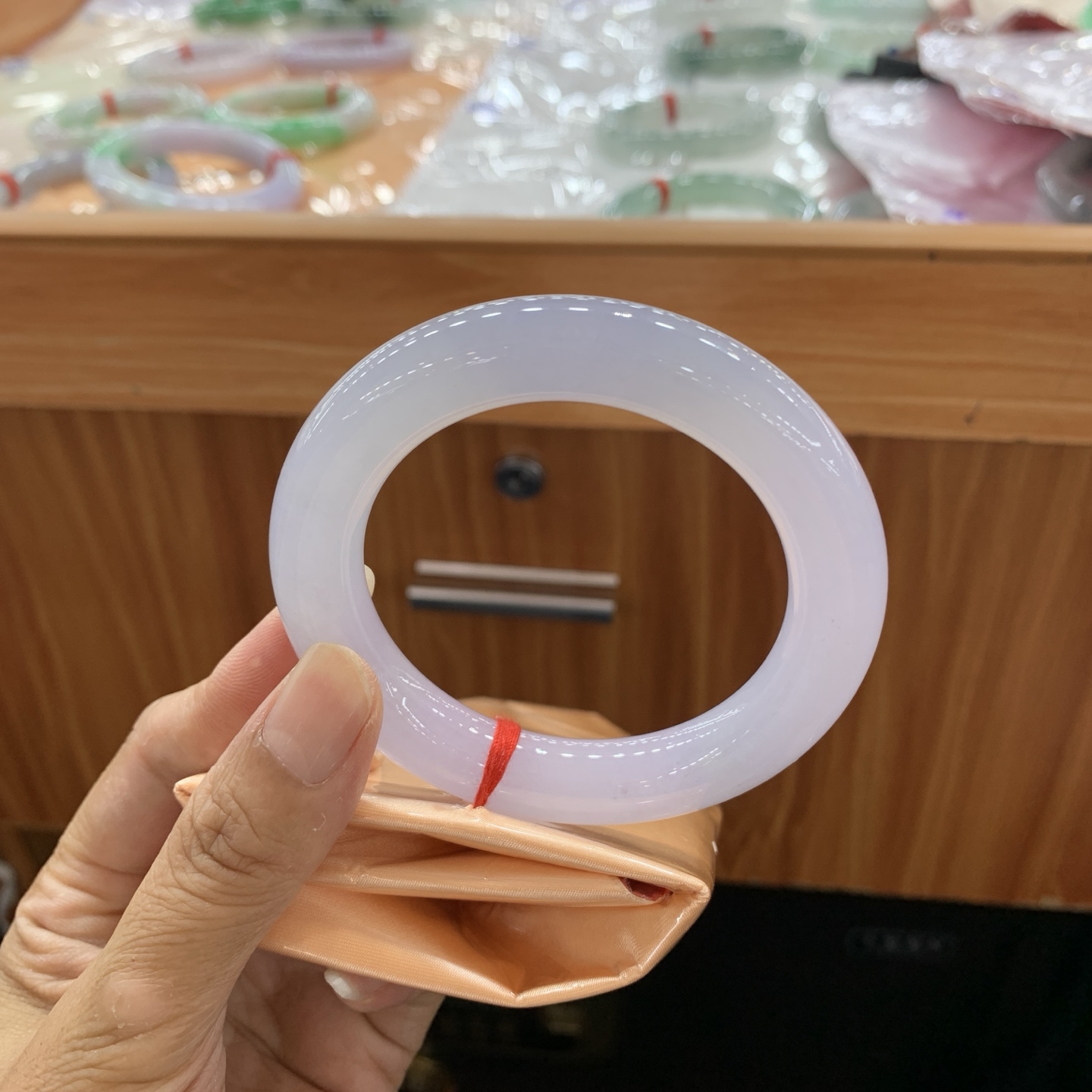060838H 圆条翡翠手镯 55.5-11.3-11.8