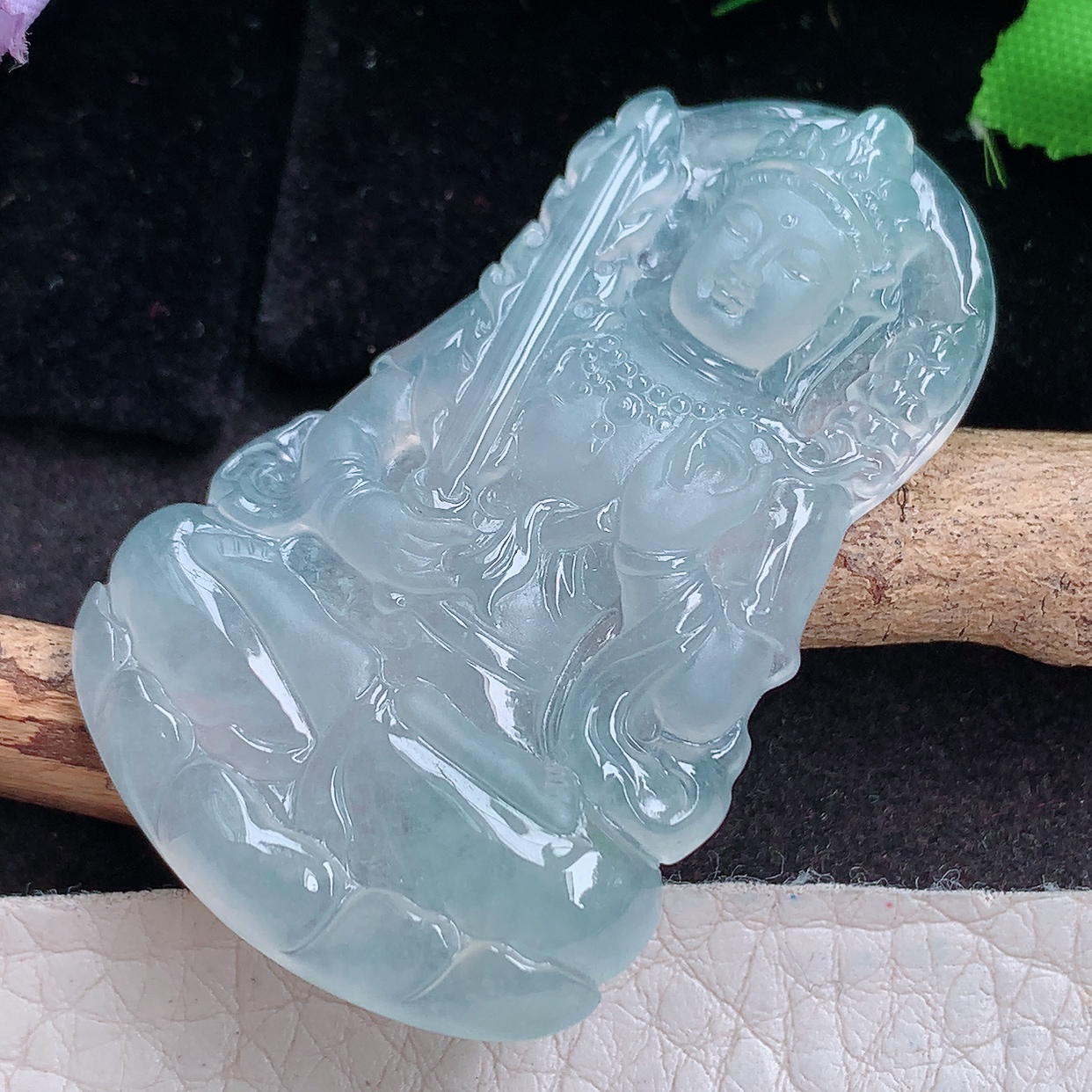 ktj实拍50.8*32.3*5.8缅甸翡翠a货精雕冰种虚空藏菩萨 生肖守护神玉吊坠
