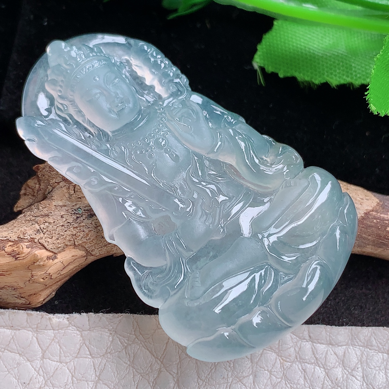 ktj实拍50.8*32.3*5.8缅甸翡翠a货精雕冰种虚空藏菩萨 生肖守护神玉吊坠