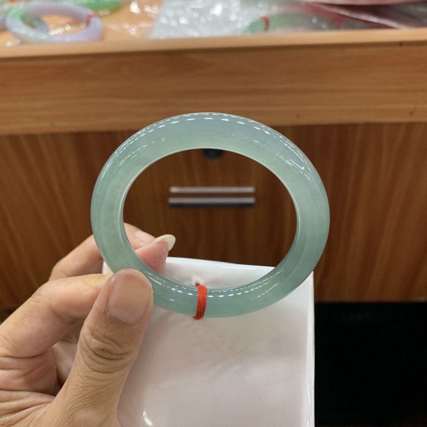 060823LJ 冰蓝飘花小圆条翡翠手镯 53.9-9.5-8.8