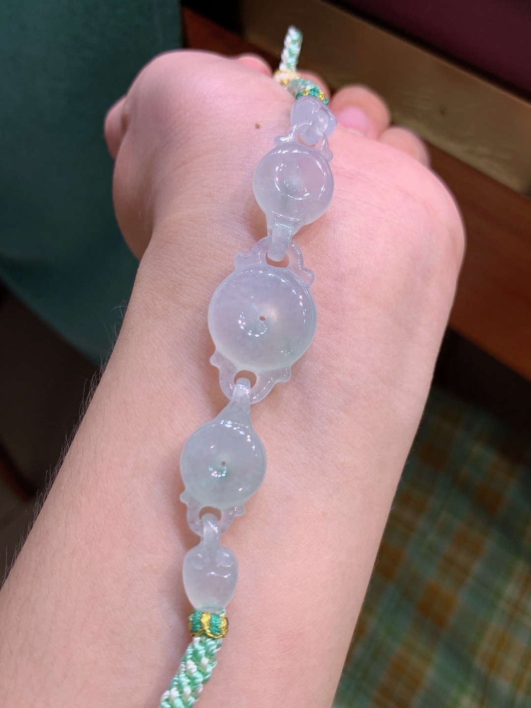 ️ 连心锁平安扣手链，冰透起光一体雕工精致，自带清透氛围感