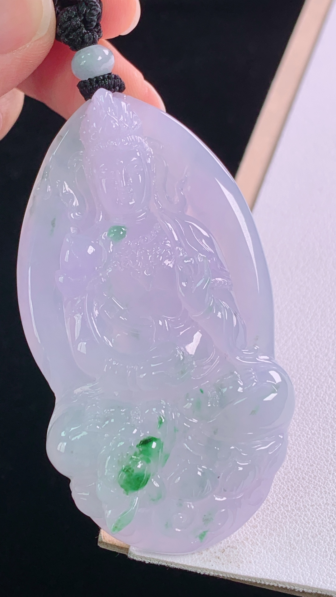 ️紫飘花大势至菩萨 紫色浓郁，花色灵动，无裂 尺寸:70.4-38.3-10.0mm 7