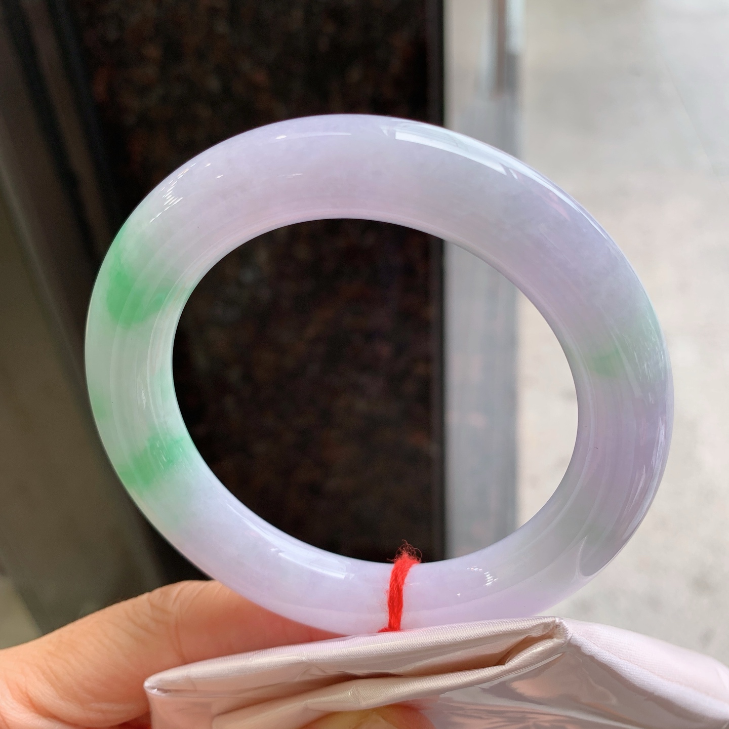 圆条春彩 微细纹 尺寸：59/12 大圈口