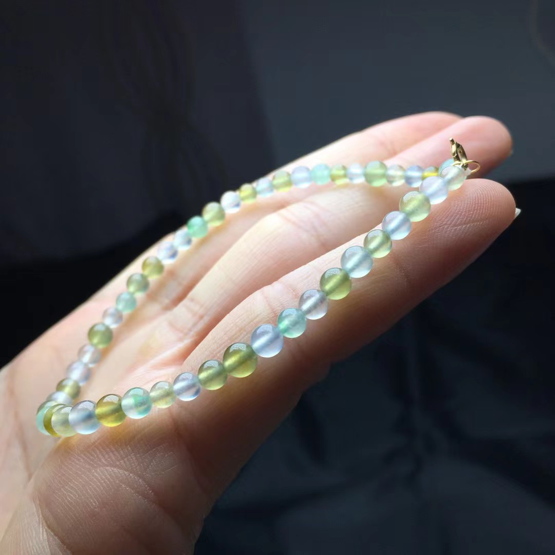 冰起莹手链，卡4.2～3.5mm，46颗，种好，起莹，通透，光好，颗颗精选