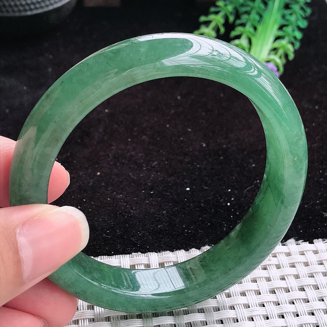 实拍A货翡翠58/12.9/8.4老坑冰润辣色满绿手镯平安镯翡翠玉镯美人镯