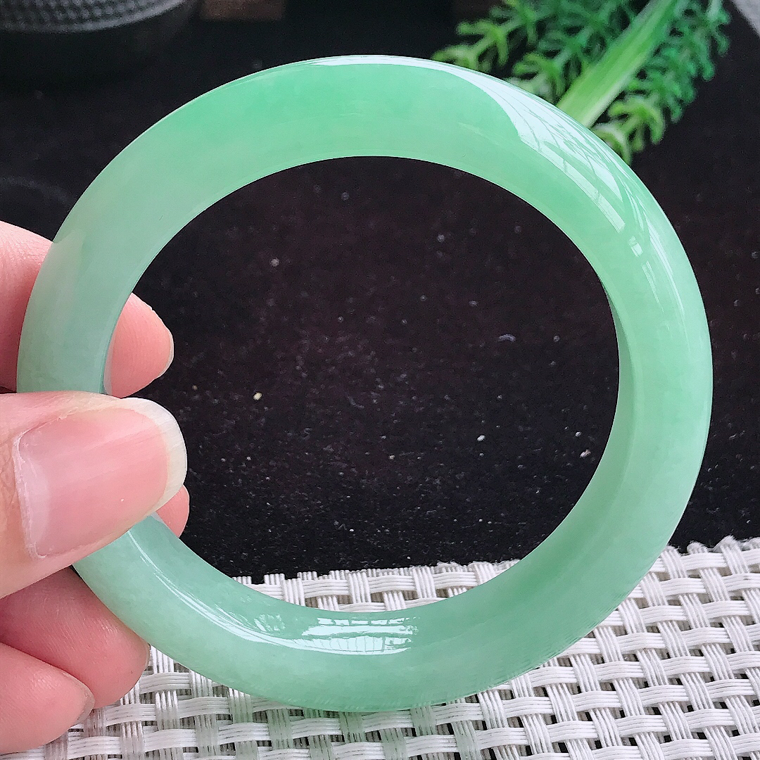 自然光56/11.8/9.3老坑冰润满绿甜绿色手镯宽边平安镯翡翠玉镯美人镯