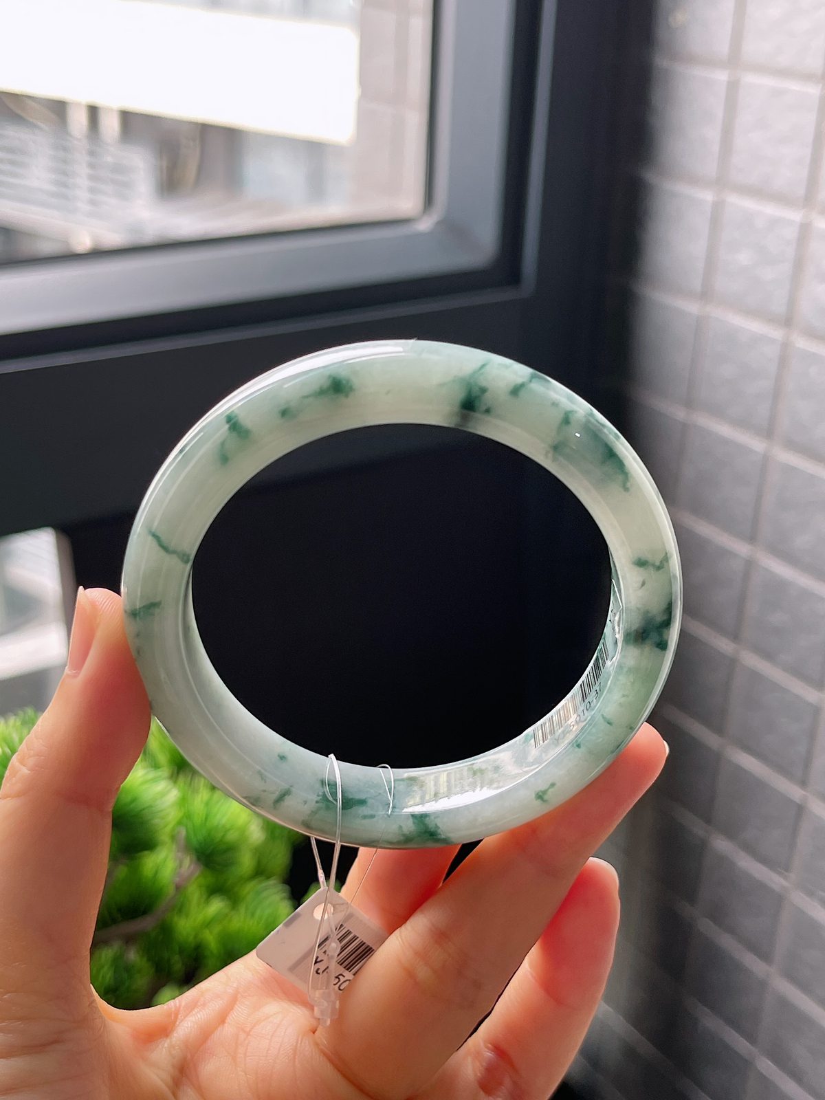 正圈57圈口，翡翠糯化种飘花手镯
