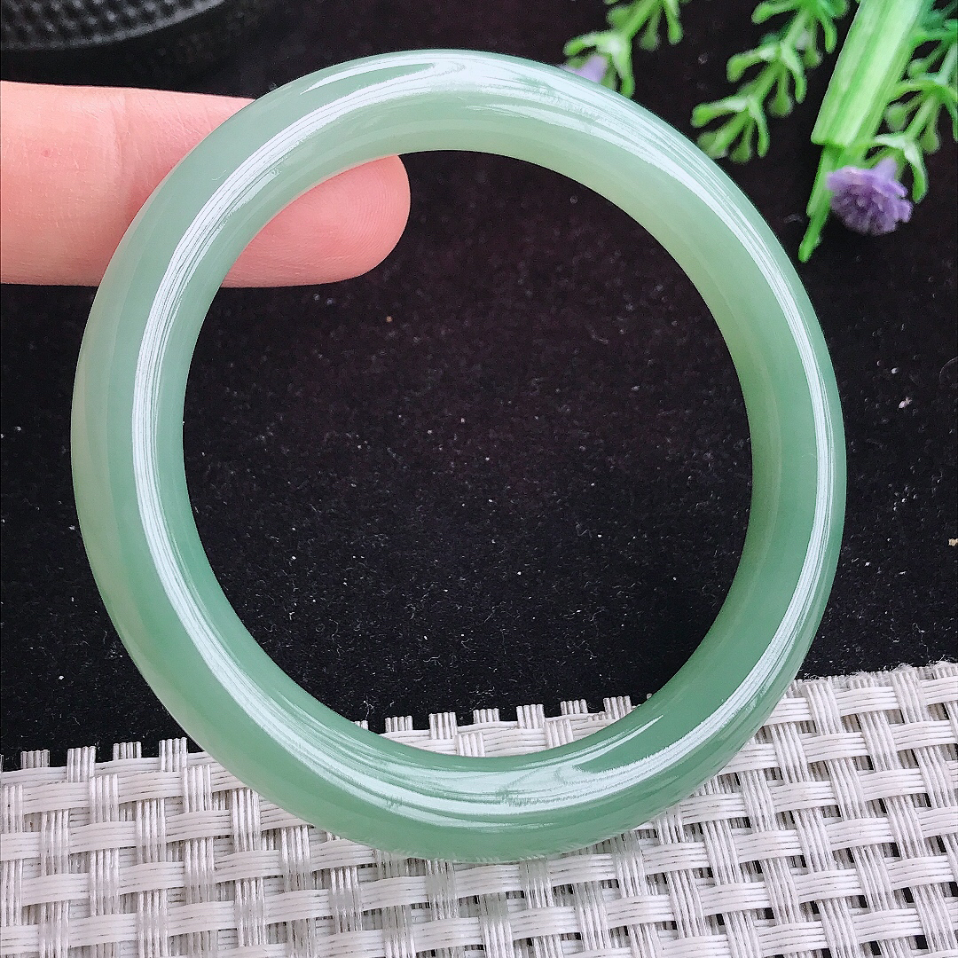 自然光53.5/8.9/8.7老坑冰胶满绿甜绿圆条手镯平安镯翡翠玉镯美人镯