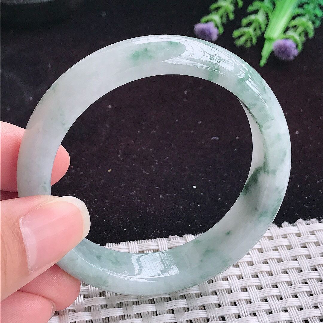 自然光53/13.6/7.6老坑精美温润飘花宽边手镯平安镯翡翠玉镯美人镯
