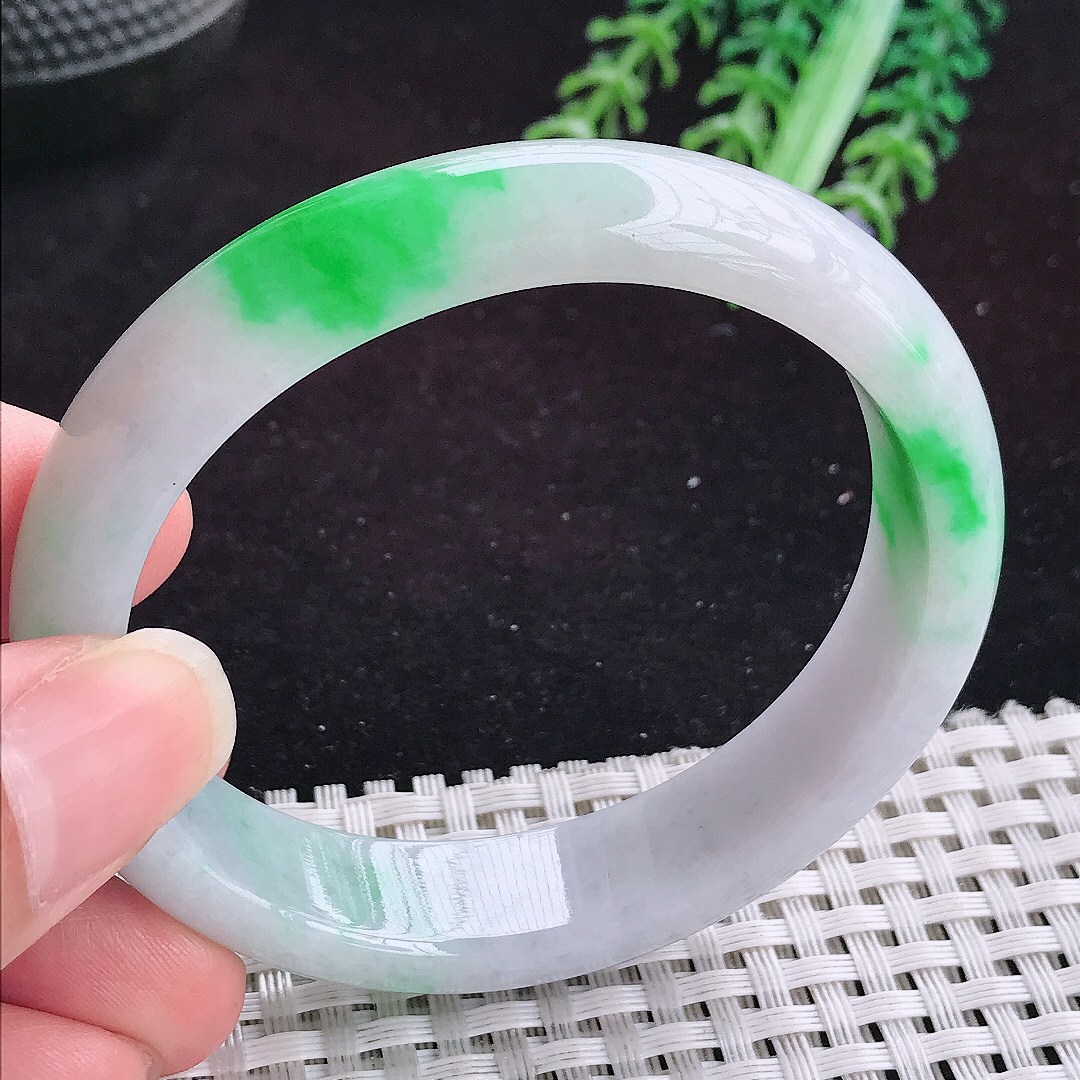 自然光55.5/50.8/13.3/7.3老坑精美温润辣阳绿贵妃手镯平安镯翡翠玉镯美人镯