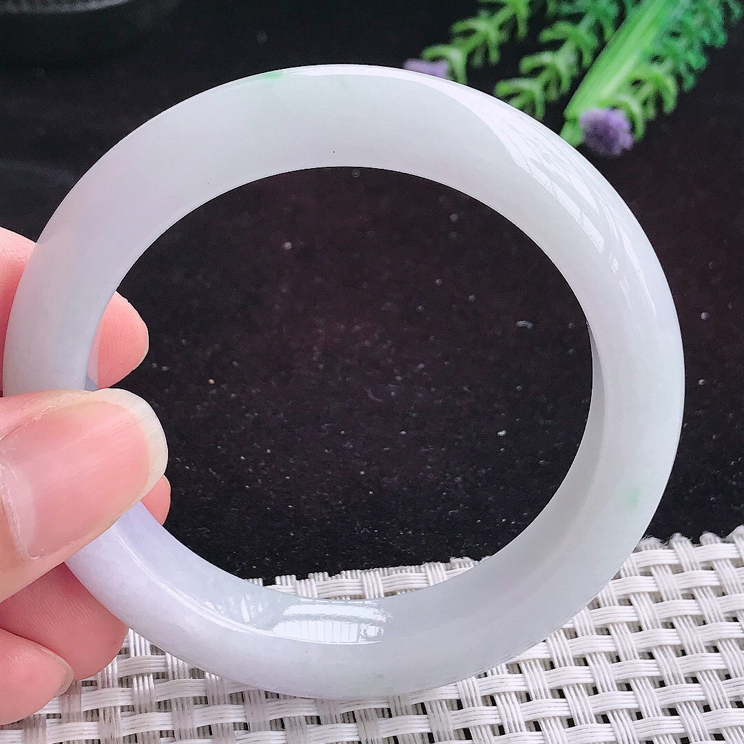 自然光54.5/11.6/9.3老坑温润飘绿宽边手镯平安镯翡翠玉镯美人镯