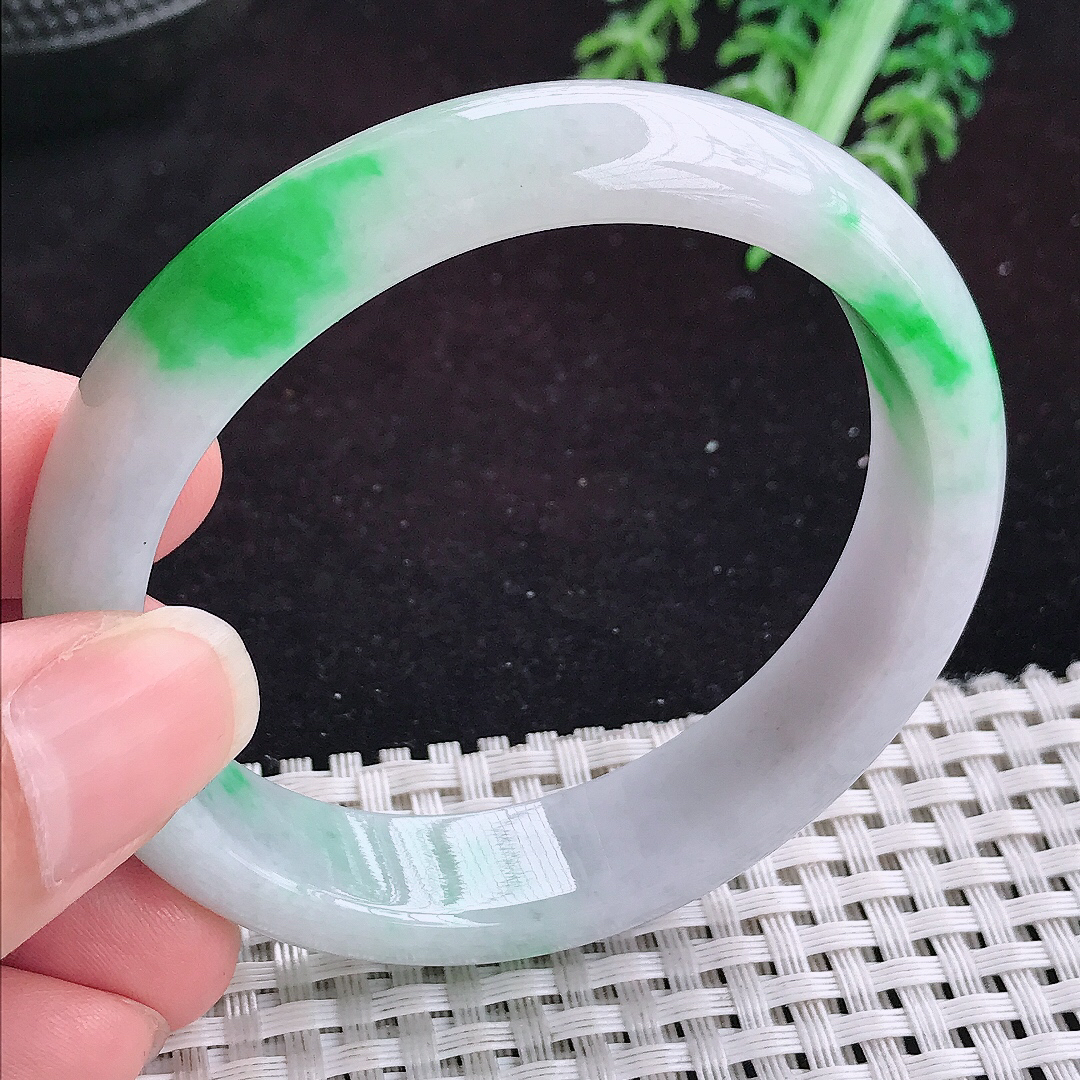 自然光55.5/50.8/13.3/7.3老坑精美温润辣阳绿贵妃手镯平安镯翡翠玉镯美人镯