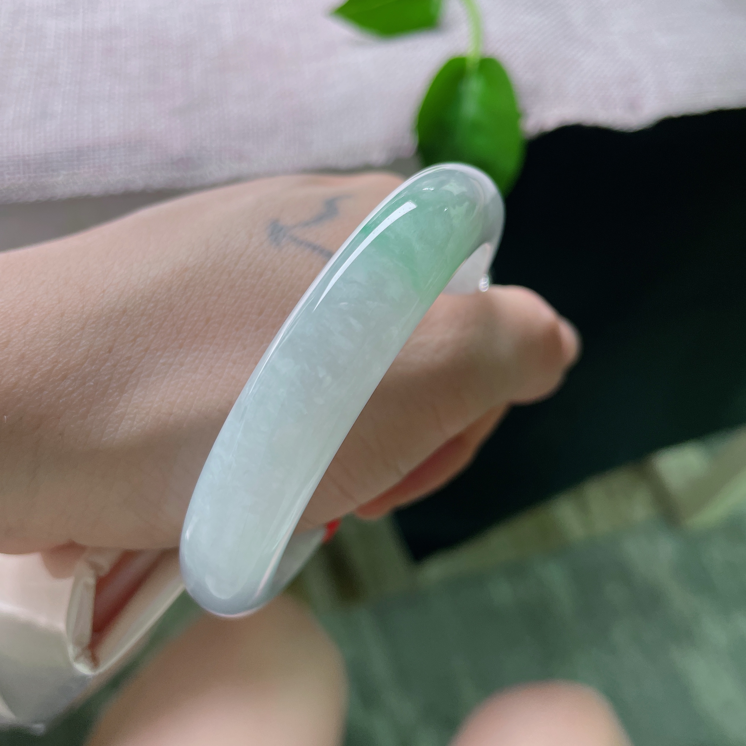 54.6/11.9/7.9，春彩正圈，如梦似幻，倾城绝色，种老，水润，皮纹，ss53810a