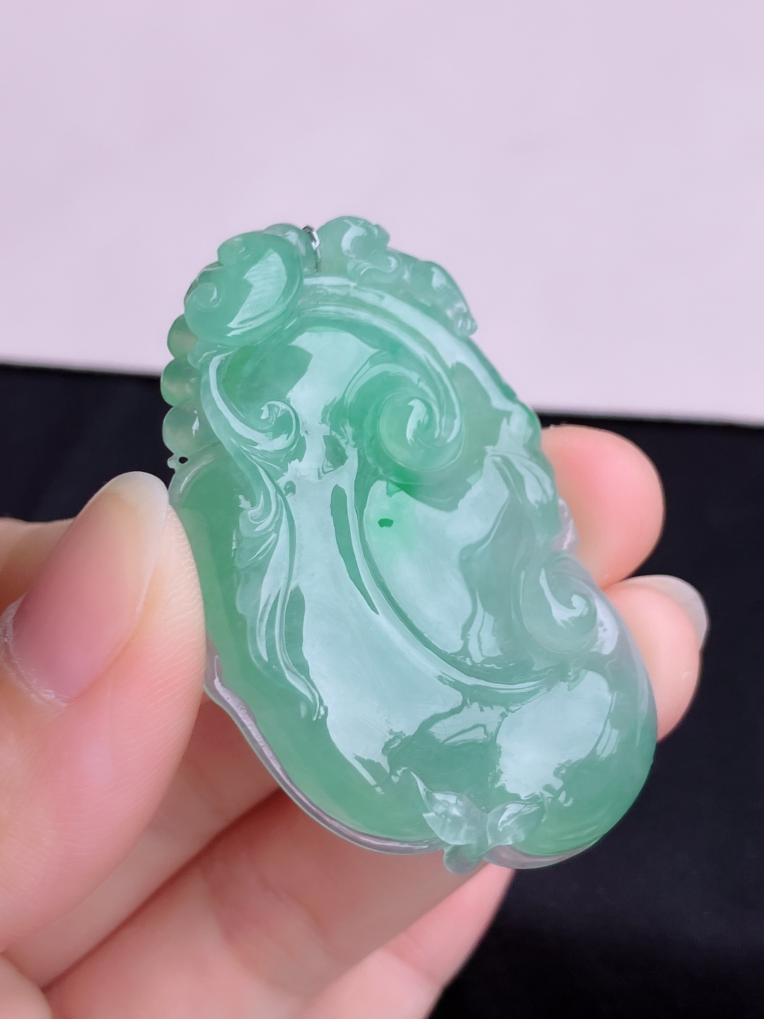 绿底大如意，晶莹剔透，尺寸54/34.5/7.3/自然光实拍