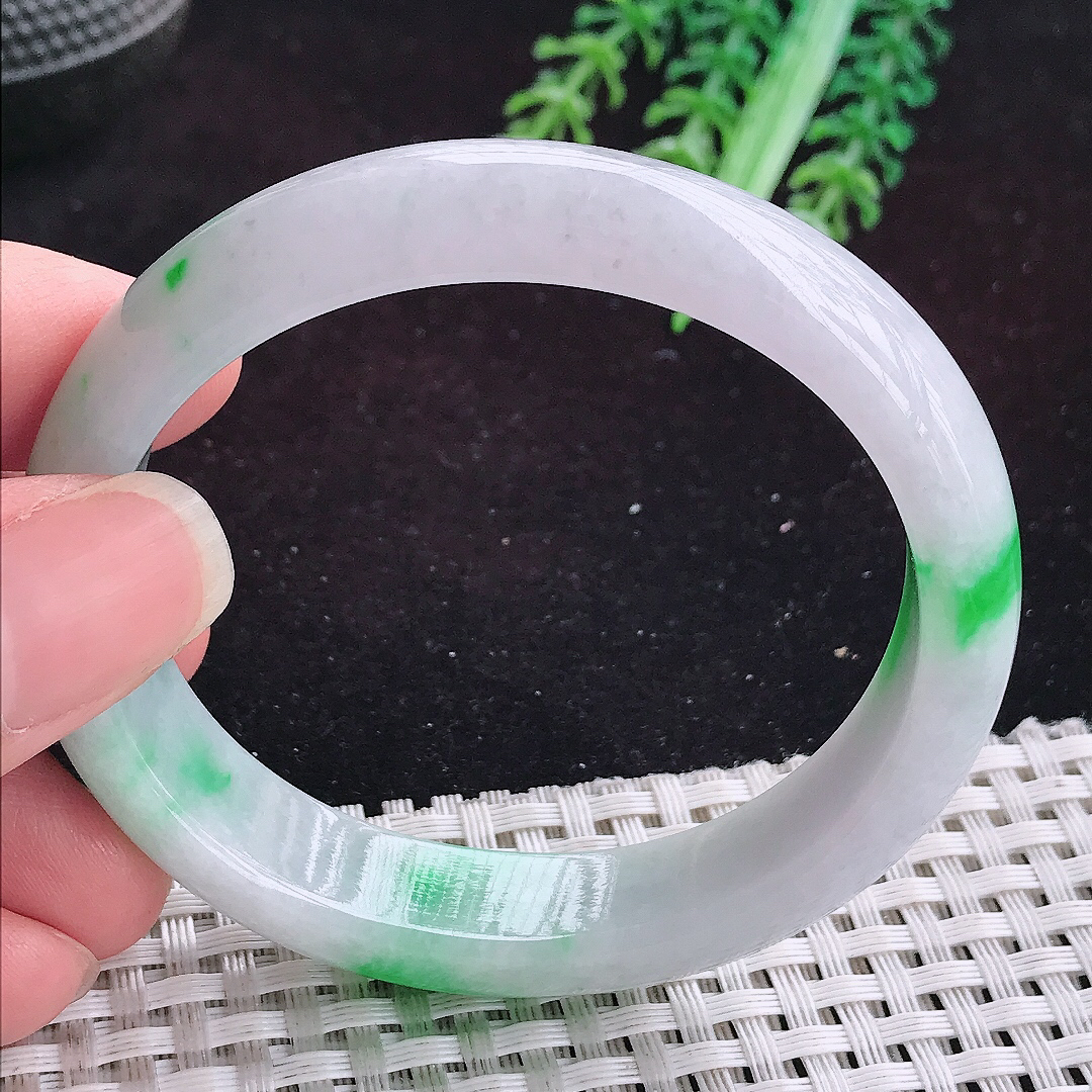 自然光55.5/50.8/13.3/7.3老坑精美温润辣阳绿贵妃手镯平安镯翡翠玉镯美人镯