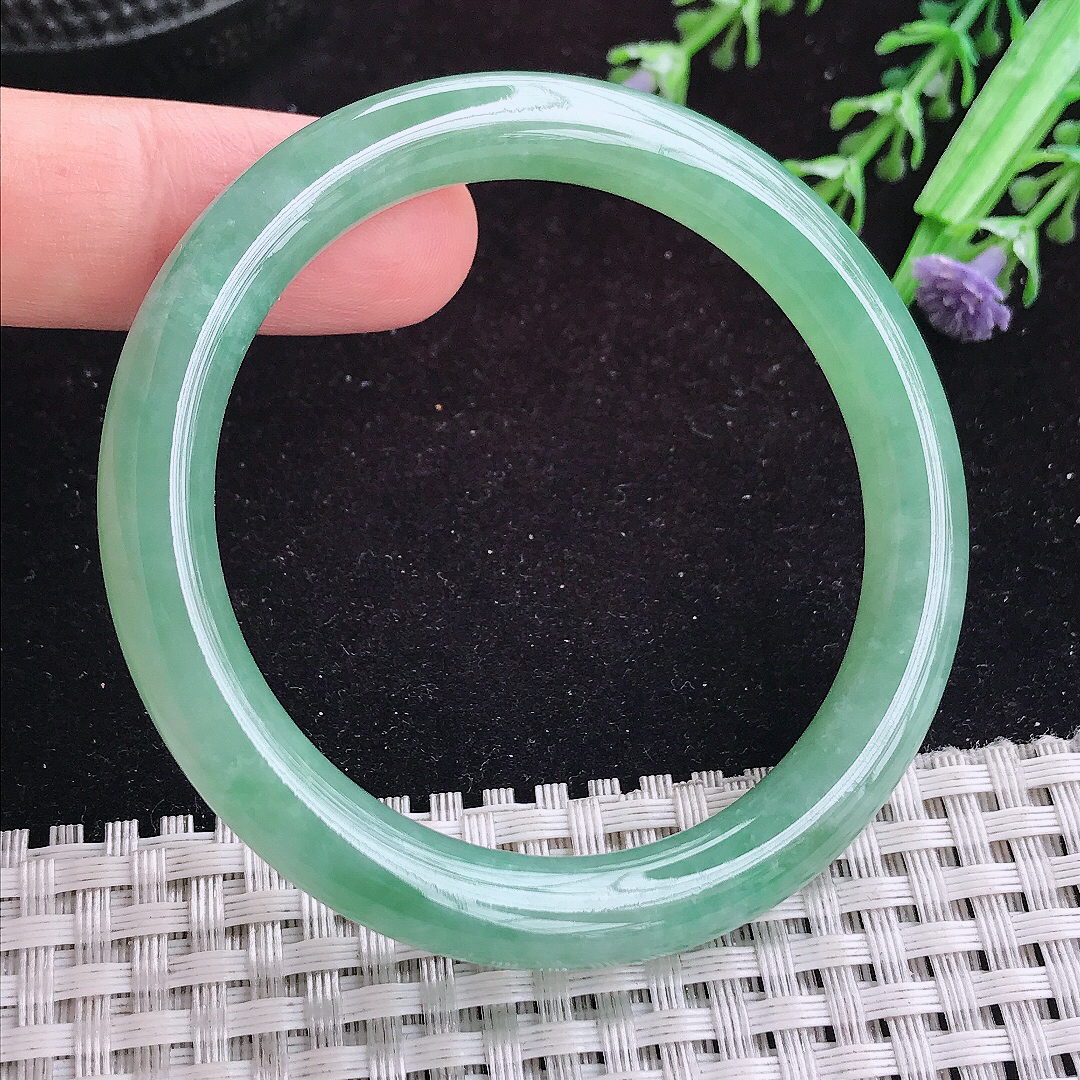 自然光50.5/8.3/8小圈口老坑冰润起胶满绿圆条手镯平安镯翡翠玉镯叮当镯