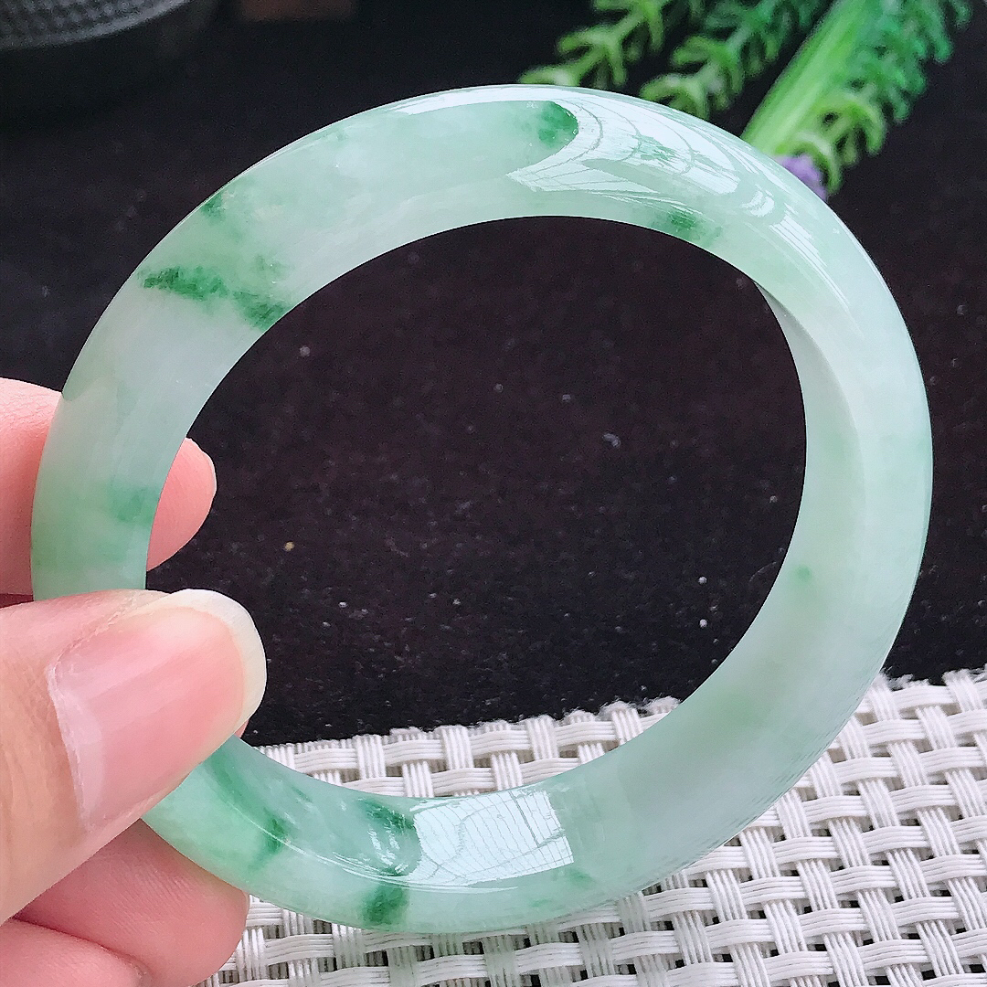 实拍A货翡翠57/14/8.3老坑冰胶果冻飘绿花手镯平安镯翡翠玉镯美人镯