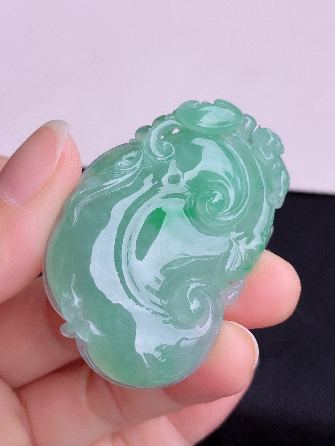 绿底大如意，晶莹剔透，尺寸54/34.5/7.3/自然光实拍