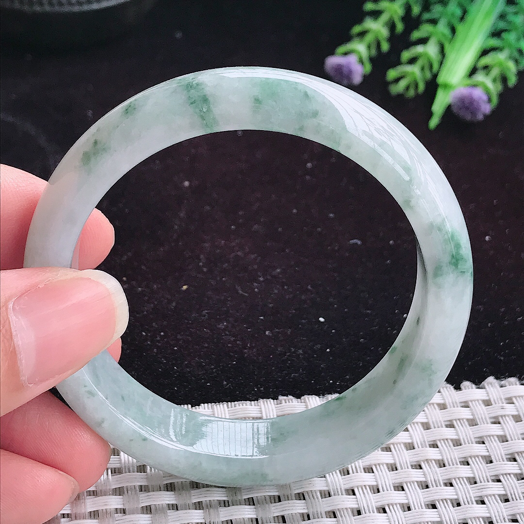 自然光53/13.6/7.6老坑精美温润飘花宽边手镯平安镯翡翠玉镯美人镯
