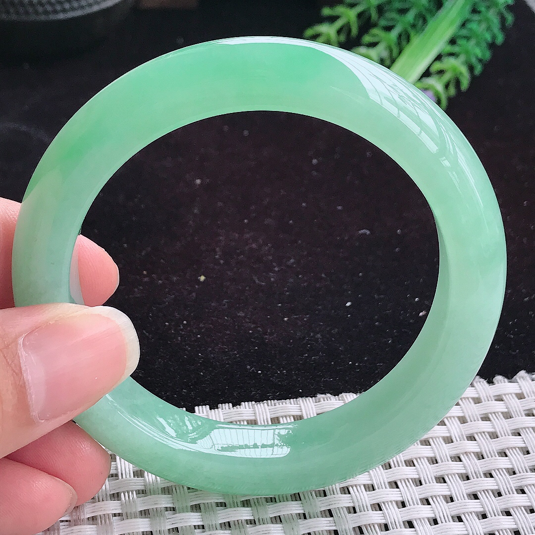 自然光56/11.8/9.3老坑冰润满绿甜绿色手镯宽边平安镯翡翠玉镯美人镯