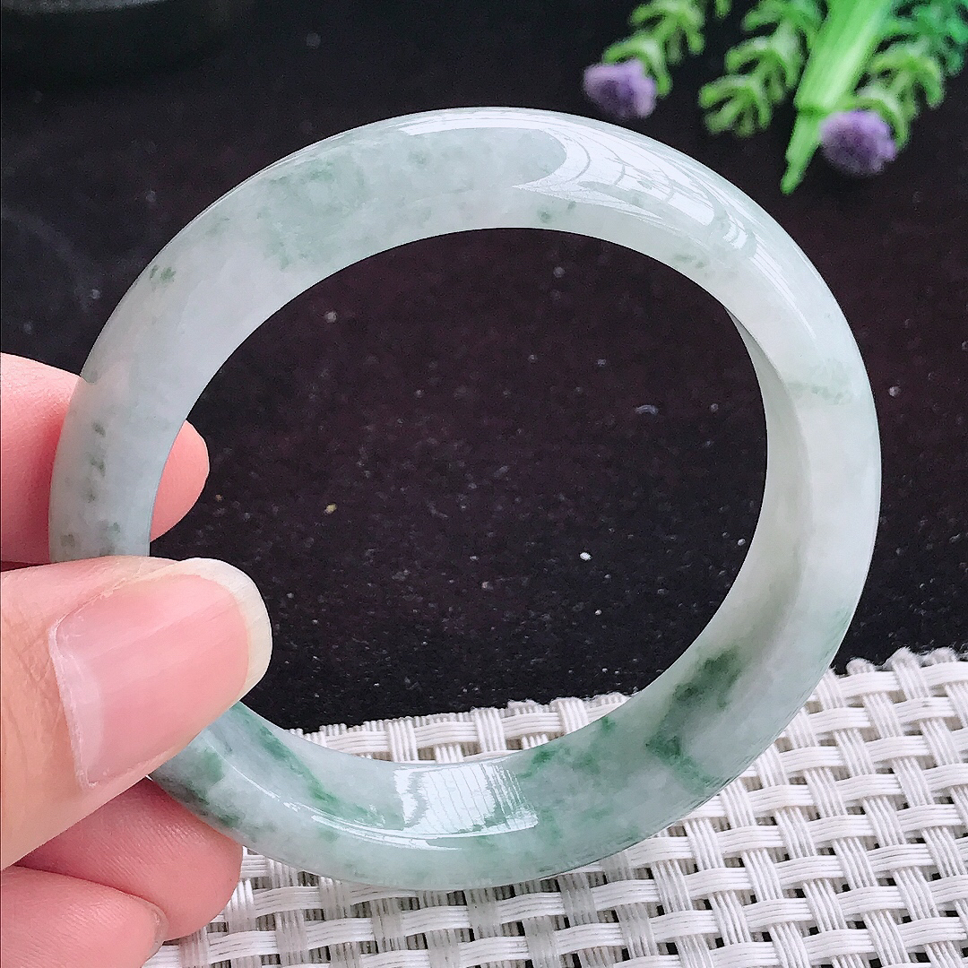自然光53/13.6/7.6老坑精美温润飘花宽边手镯平安镯翡翠玉镯美人镯