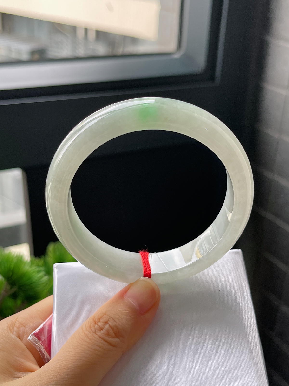 正圈58.2圈口，翡翠糯化种飘花手镯