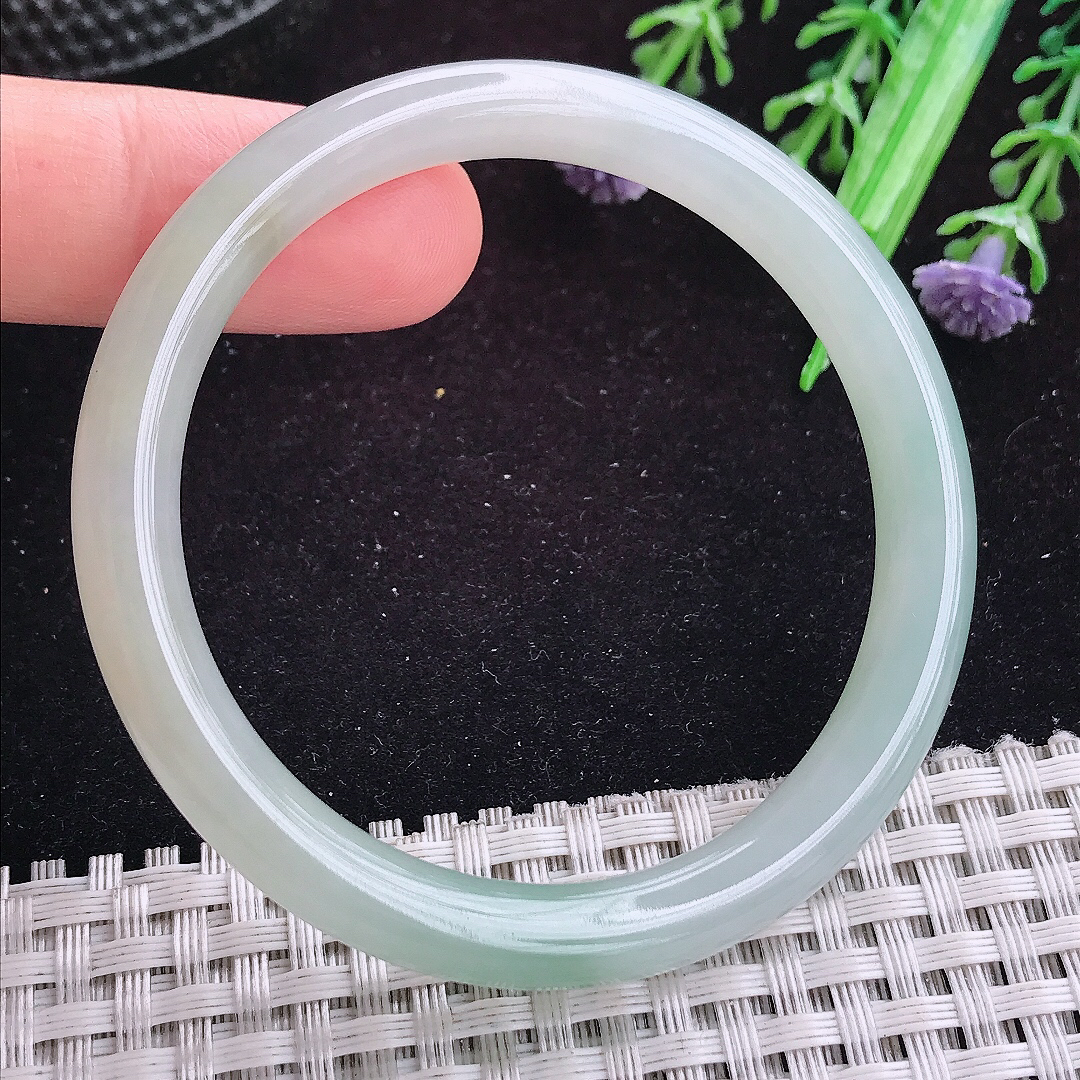 实拍A货翡翠51.5/7.6/7小圈口老坑冰润起胶晴底圆条手镯平安镯翡翠玉镯叮当镯