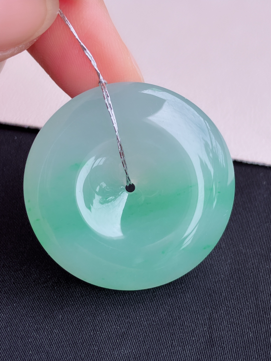 双彩大平安扣，饱满大气，尺寸35/7/自然光实拍