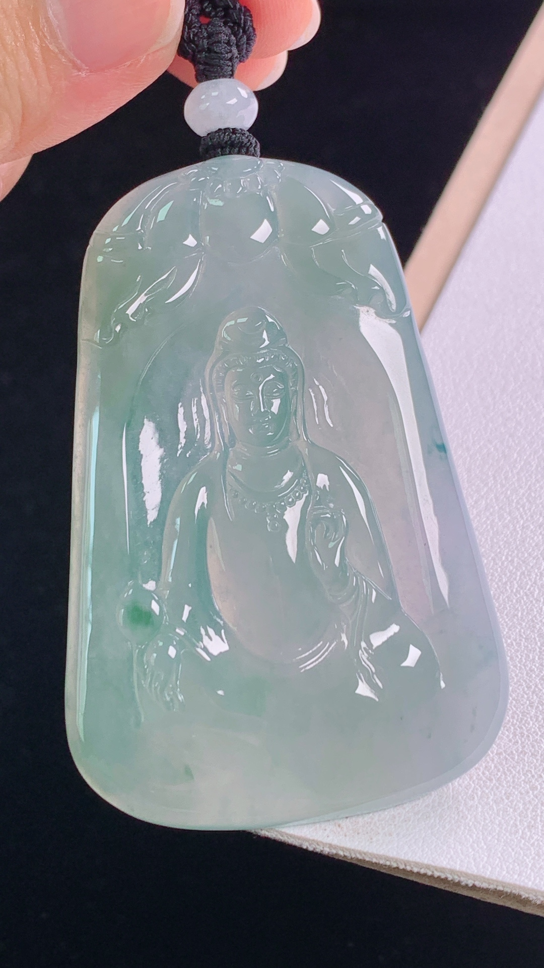 ️冰飘花观音花色灵动，胶感十足，无裂，尺寸:61.7-41.1-5.7mm 7