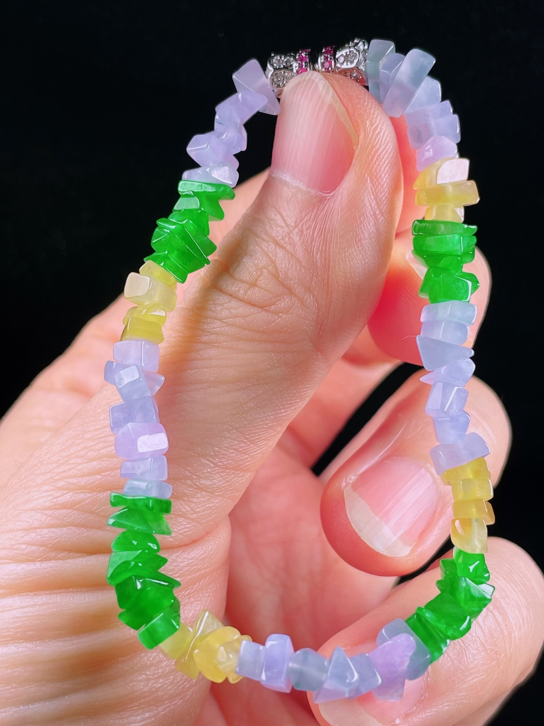 ️多彩手串，老种起光，细底通透，尺寸：8/5.7mm0610