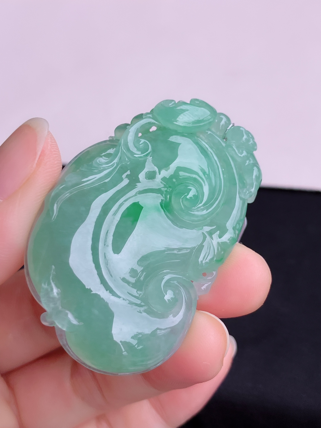 绿底大如意，晶莹剔透，尺寸54/34.5/7.3/自然光实拍