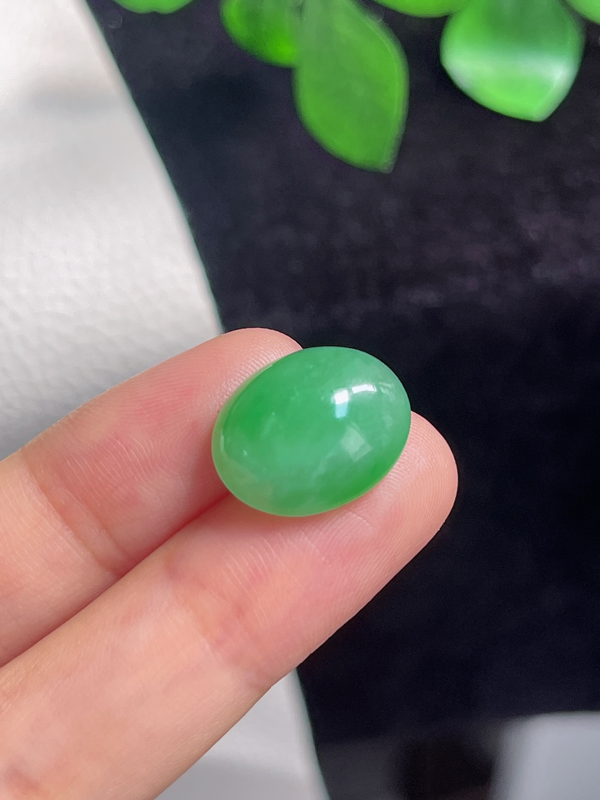 翡翠冰糯种浅绿色戒面
