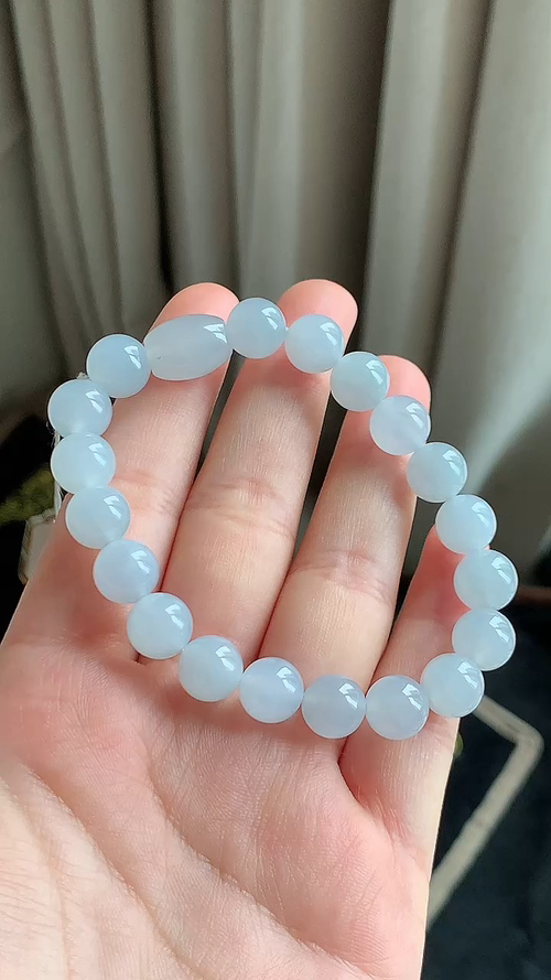 天然翡翠，冰胶手串 尺寸9.3