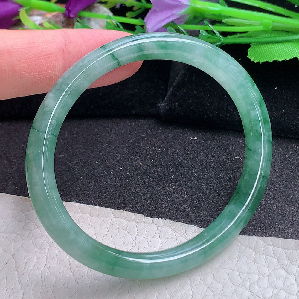 xh实拍55.5*50*8.2*7贵妃镯 缅甸翡翠a货玉手镯 冰飘花蛋形圆条玉手环