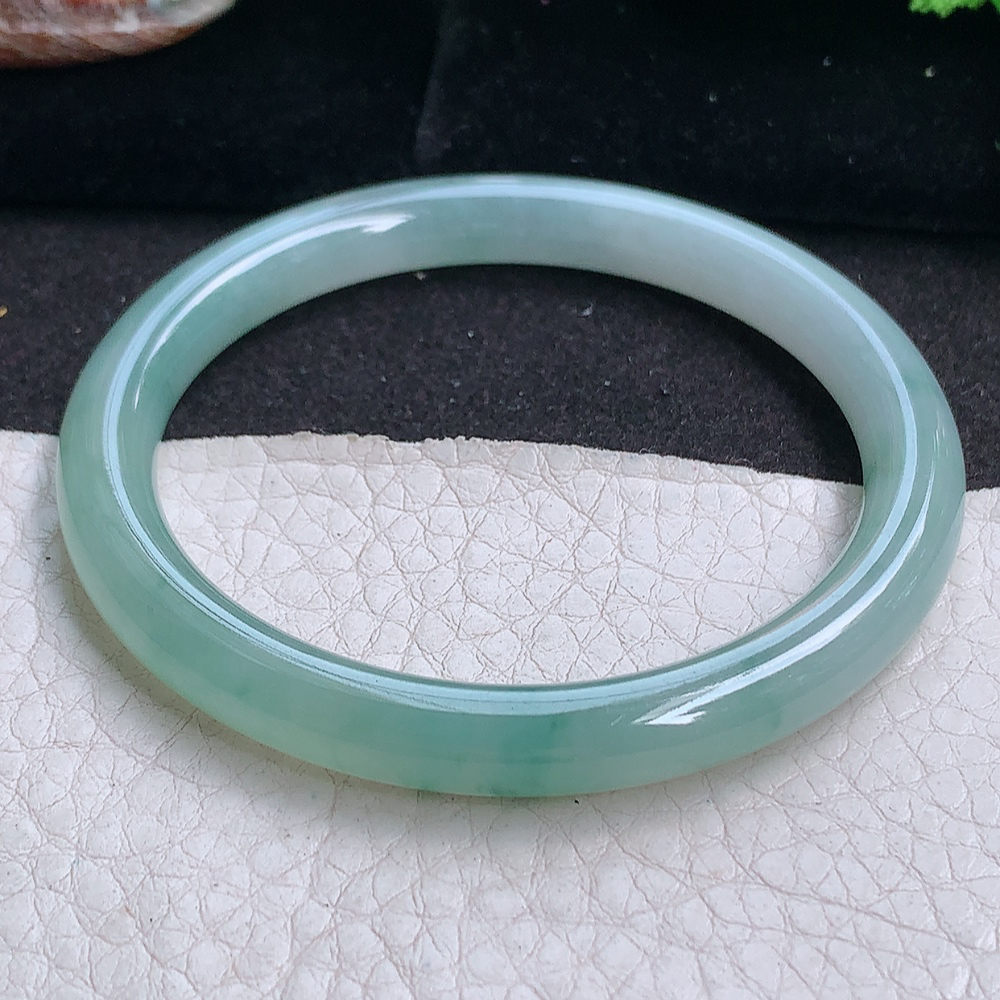n小圈口52.3*7美人镯 缅甸翡翠a货玉手镯 冰飘花胶感清秀圆条玉手环