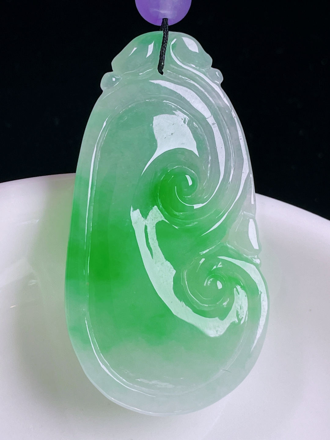 ️飘绿如意，老种起光，细底通透，尺寸：43.4/23.8/5.6mm0612