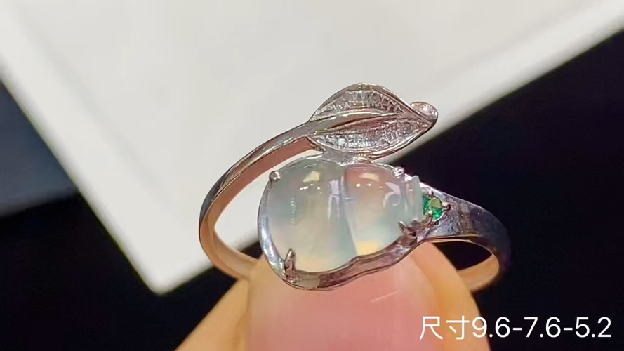️ 18k金+钻冰种葫芦戒指，无裂，9.6-7.6-5.2